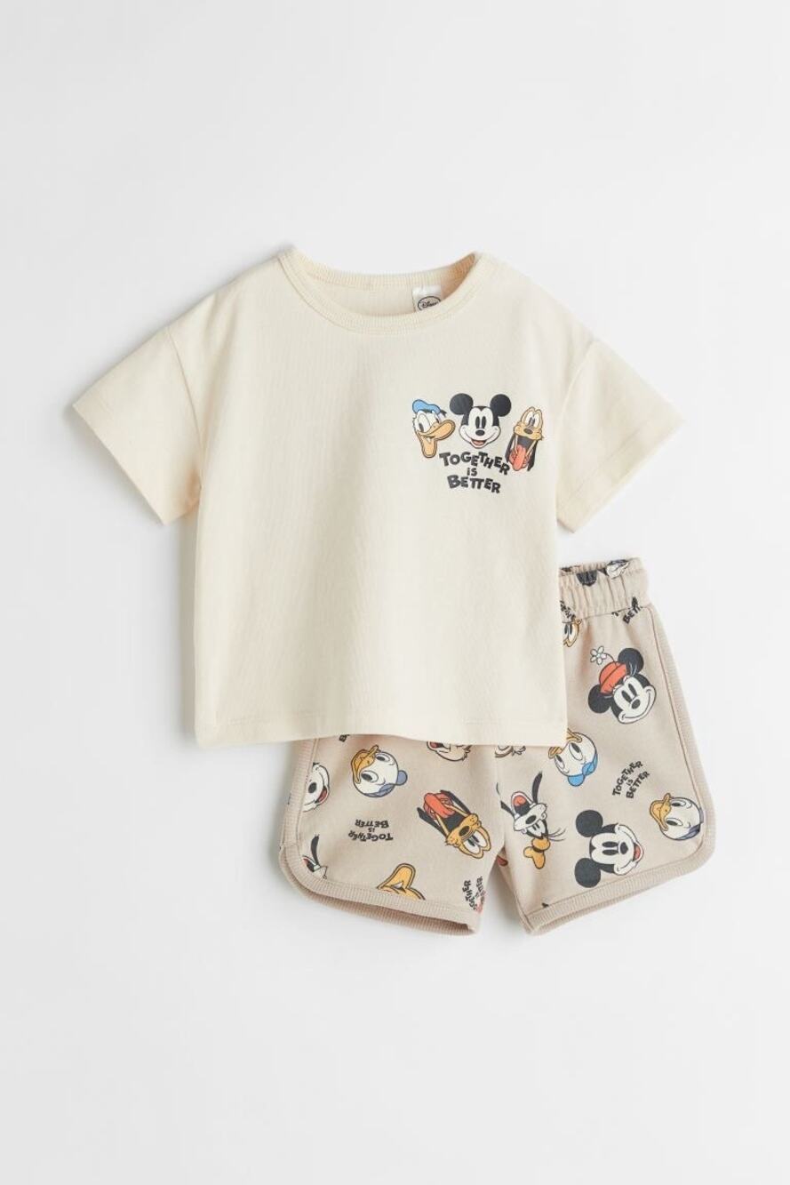 H&M Mickey Mouse & Friends T Shirt & Shorts 2 Piece Outfit Size 12 Months Cotton